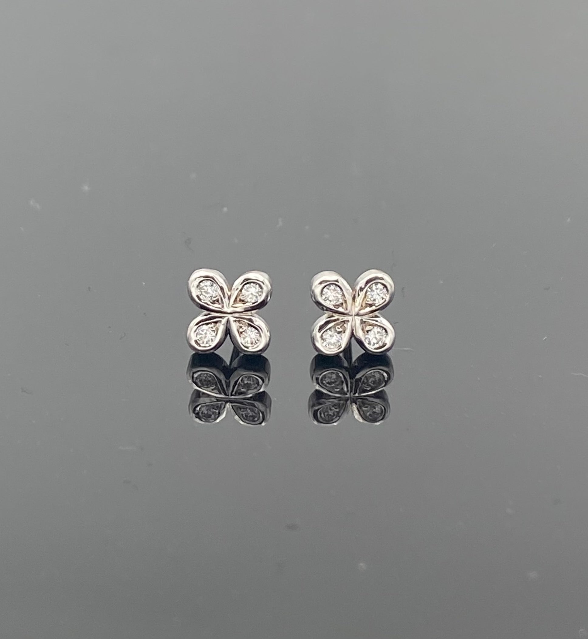 White Gold Diamond Flower Stud Earrings