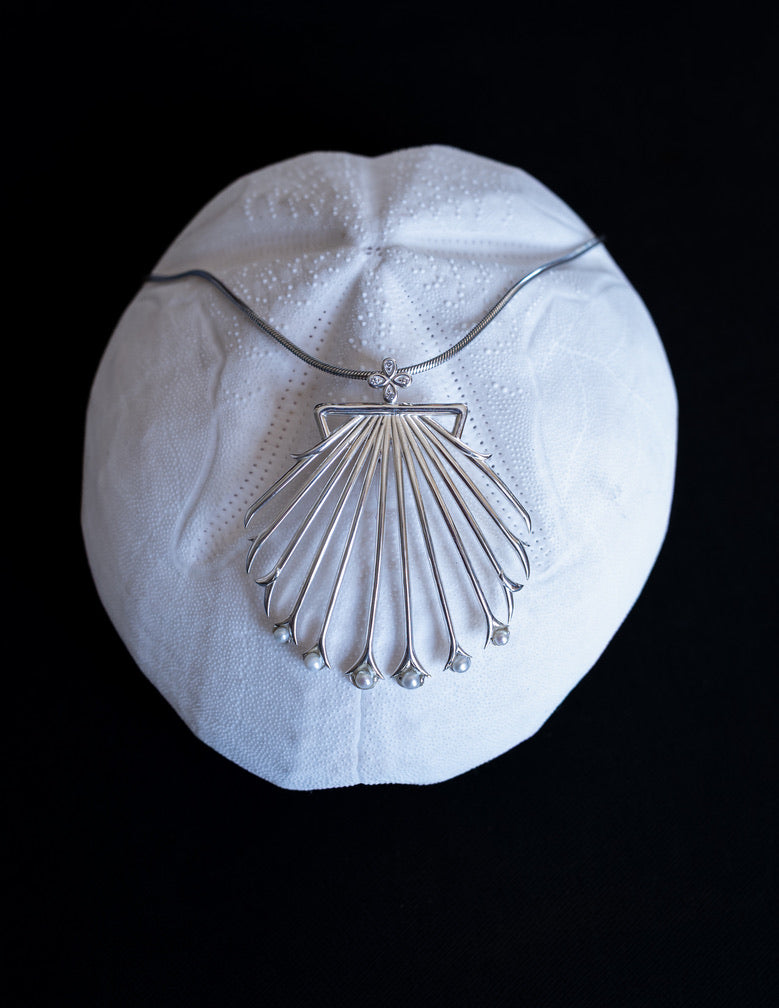 Oli and Tess Sterling Silver Shell Necklace with Diamond and Pearl Accents