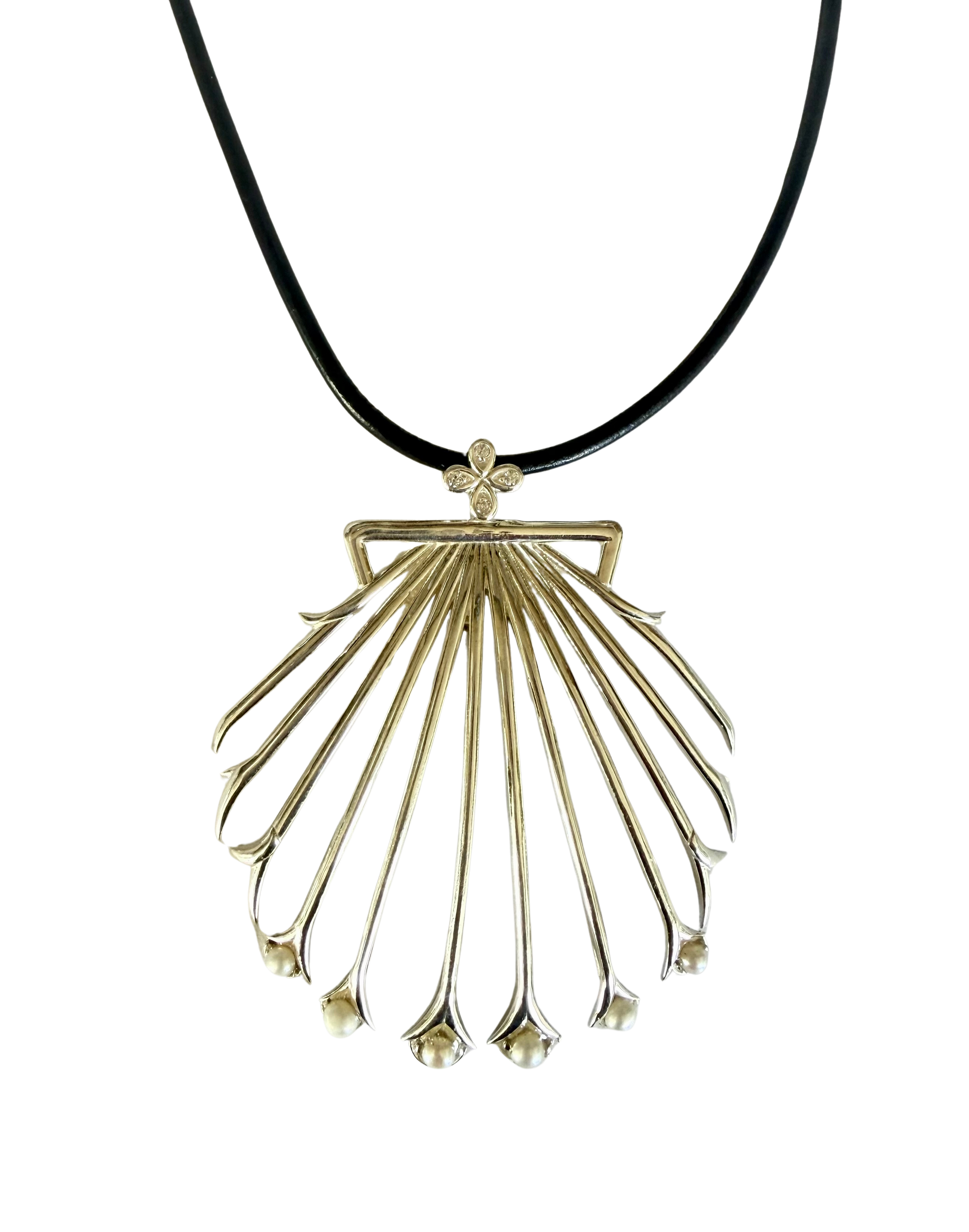 Oli and Tess Sterling Silver Shell Necklace with Diamond and Pearl Accents